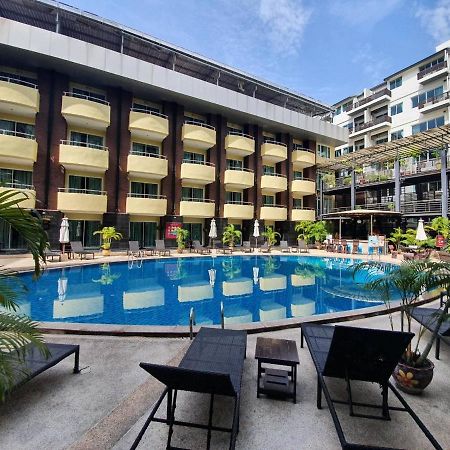 Baron Beach Hotel Pattaya Exterior photo