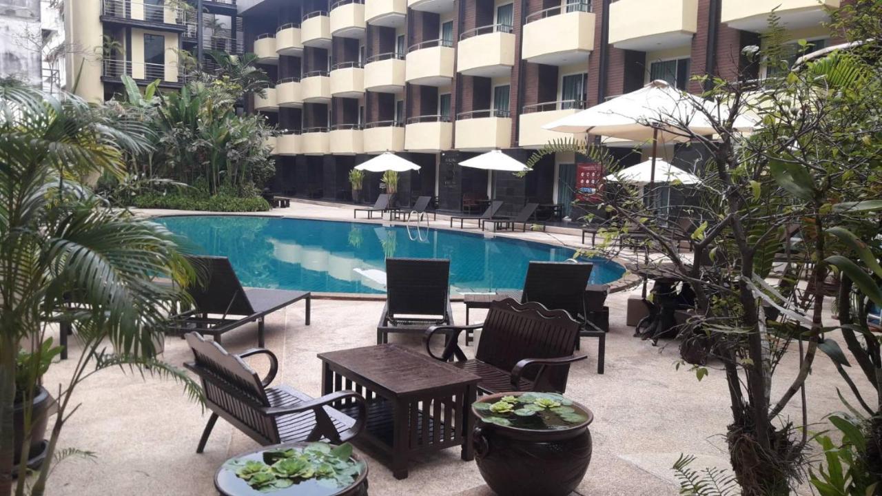 Baron Beach Hotel Pattaya Exterior photo